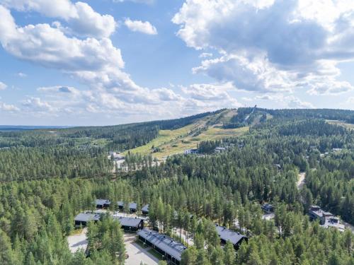 المنظر الخارجي, Siiri, Vuokatti I Lähellä rinteitä (Siiri, Vuokatti I Lahella rinteita) in Sotkamo