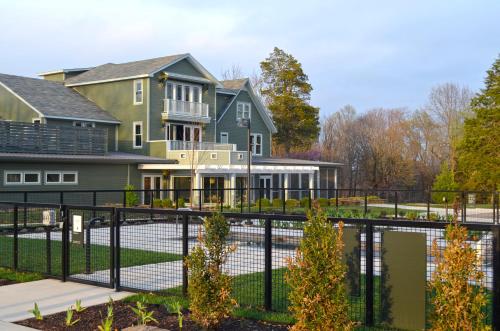 The Stonebreaker Hotel