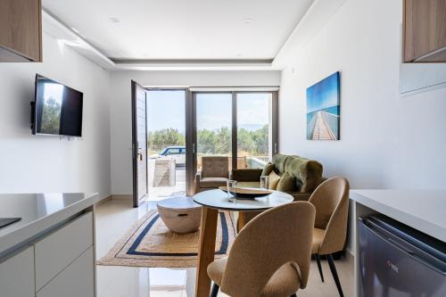 Santa Barbara Sea front resort and spa in Polis
