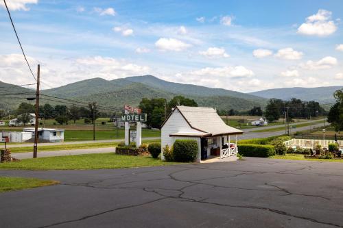 ล็อบบี้, The Hillside Motel in ลูเรย์ (VA)