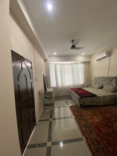 Ajwa Grand Hotel karor, Karor (photo 4)