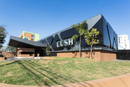 ทัศนียภาพภายนอกโรงแรม, Lush Motel Lapa in ลาปา