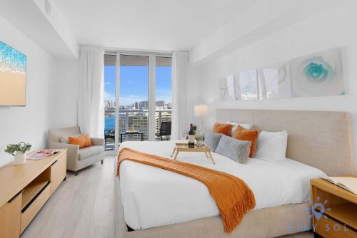 Amazing View Balcony - 1BR- Pool & Gym