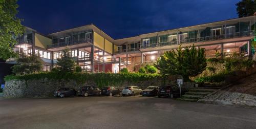 . Theoxenia Hotel