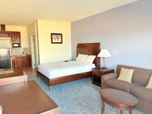 Westwood Inn & Suites