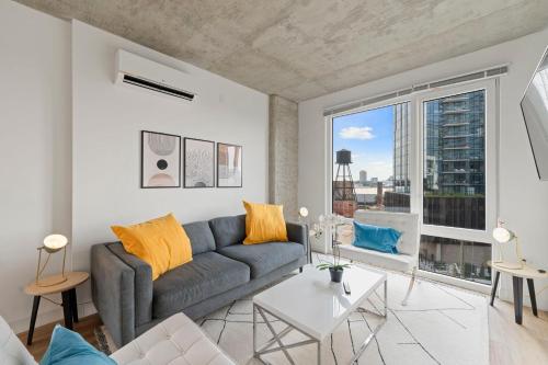 2BR City Escape Bright Sleek Spacious