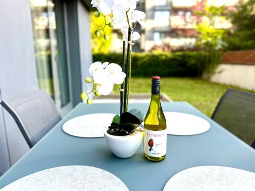 Garden Residence Terrace Apartment - image 9