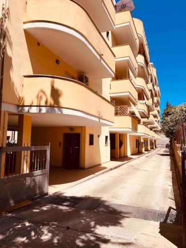 Silvios House Nuovissimo appartamento moderno con box auto in 萨萨里市中心