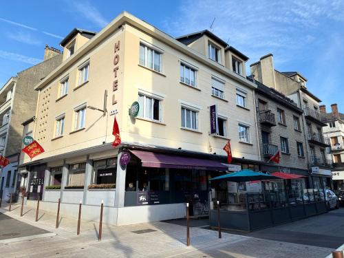 Logis Hotel-Restaurant La Coupe d'Or - 숙소 외관