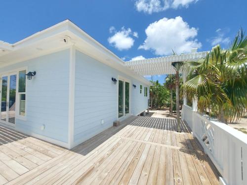 Silver Palms - Brand New Designer Home on Banks Road home in North Palmetto Point