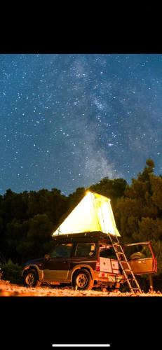 Σκηνή Οροφής 4χ4 όχημα (Σκηνη Οροφης 4χ4 οχημα) in Megalochori (Agkistri)