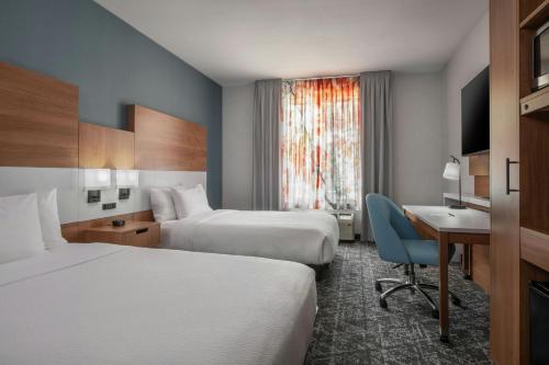 Fairfield Inn & Suites Oakland Hayward - image 10