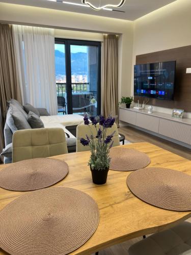 NAKO Apartment New Boulevard TR, Тирана