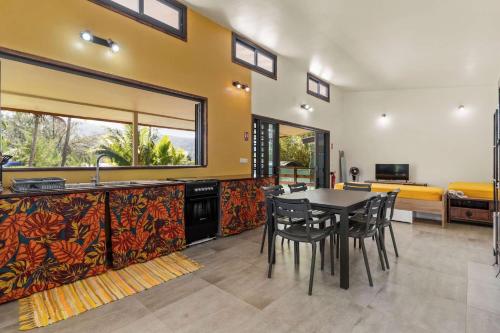 Temenino Pihiti Secluded Bungalow in อฟาอาฮิติ