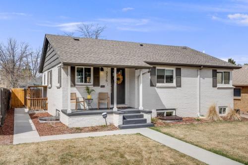 Cozy Garden Suite by Sloan's Lake and Tennyson! in West Highland