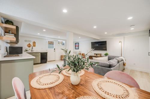 Cozy Garden Suite by Sloan's Lake and Tennyson! in West Highland