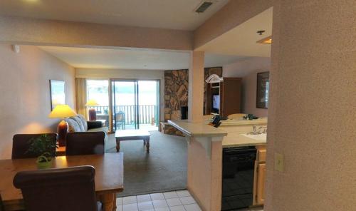 Getaways at Lagonita Lodge in Big Bear Lake (CA)
