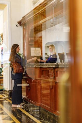 チェックイン（24時間対応）