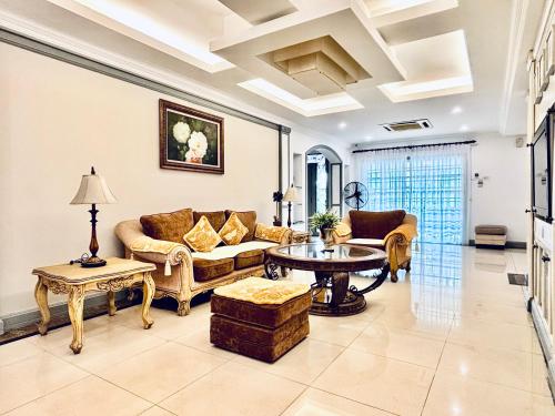 المرافق, Regent Event & Leisure in ميرو