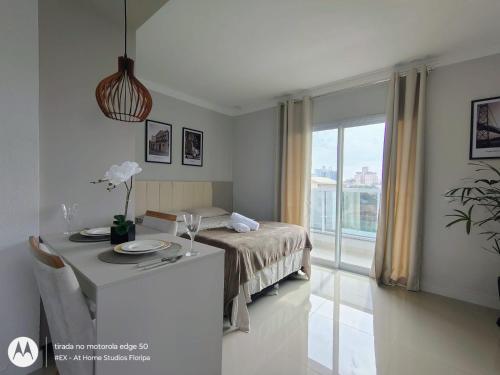 Studio em Florianópolis - Linda vista - 8 minutos do centro
