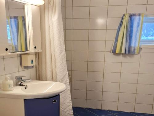 บริการและสิ่งอำนวยความสะดวก, 4 person holiday park home in Lærdal in เลอดาล