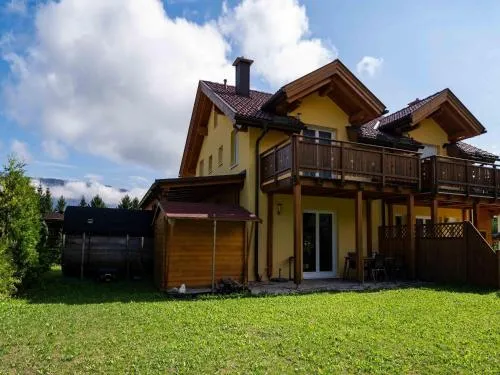 Villa with terrace, sauna near the border triangle in Seltschach, Österreich