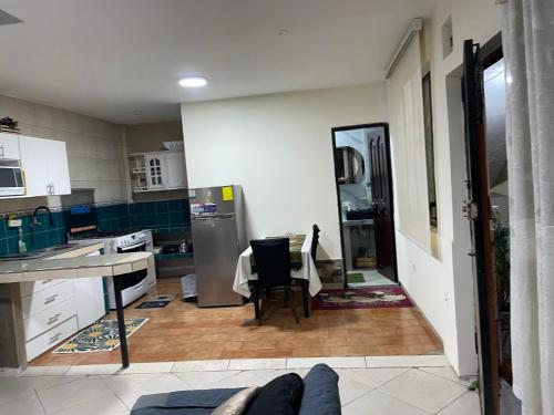 al bicentenario y metro a 5 minutos in La Concepcion