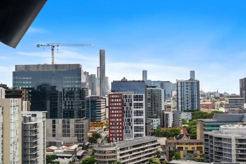 Capri - Executive 1BR in Fortitude Valley plus parking, Брисбен (фото 7)
