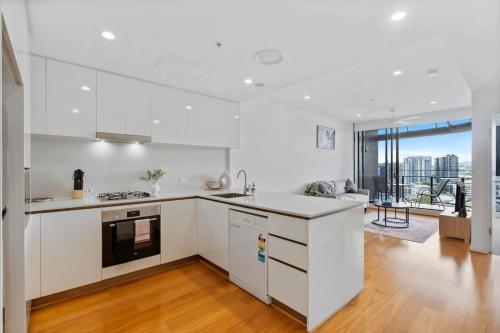 Capri - Executive 1BR in Fortitude Valley plus parking, Брисбен (фото 9)