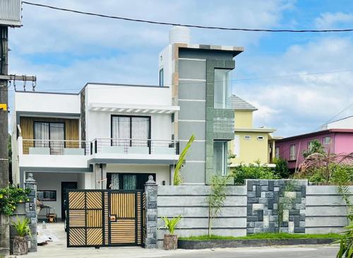 CloudView Villa