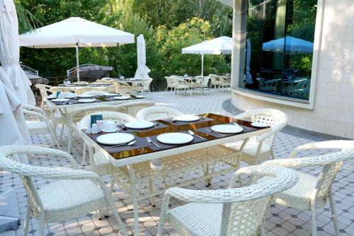 Balcony/terrace, Wellmore Resort in Yusufkhona
