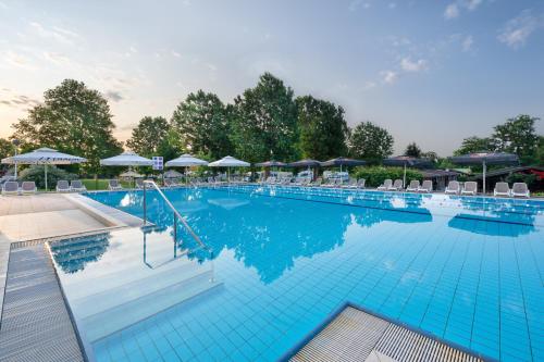 Басейн, Terme Banovci - Hotelsko naselje Zeleni gaj in Banovci