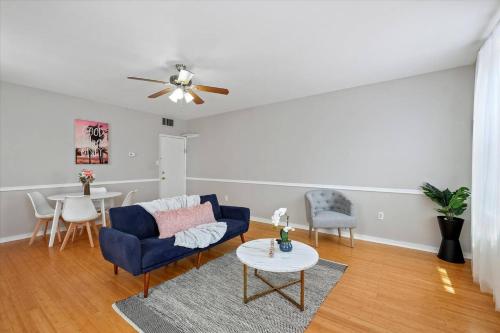 Cozy 1br Deck Apartment Near Rittenhouse Square in Philadelphia, USA