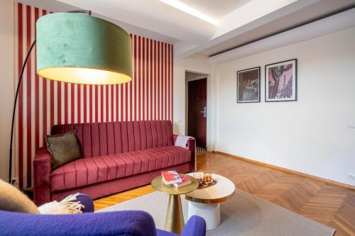 Quirky Top-Floor 1BR Nest in the Historic Center - image 5