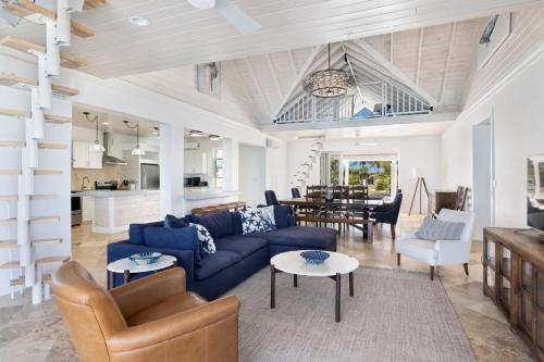 Buttonwood Reserve Compound - Compound withBeach, Pool, Pickleball condo in James Pt