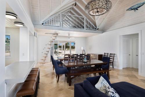 Buttonwood Reserve Compound - Compound withBeach, Pool, Pickleball condo in James Pt