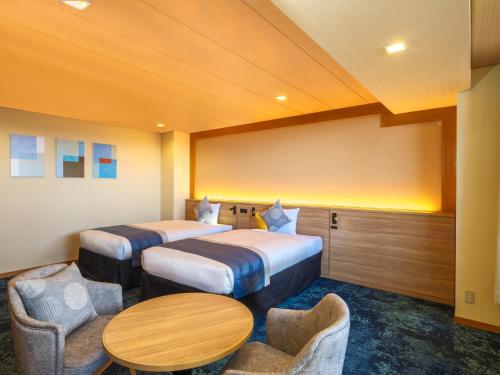 room detail thumbnail 1