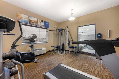 Comfort Inn I-20 Midland Stanton - main image