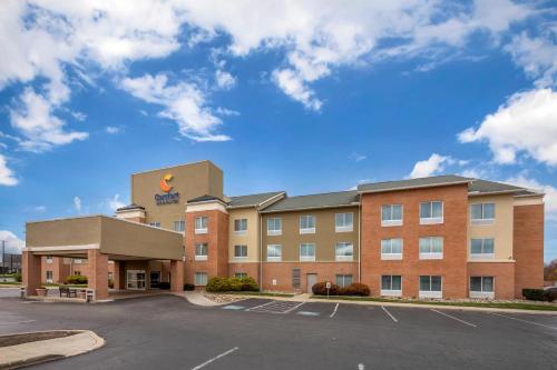 Comfort Inn & Suites Akron South in Akron, USA