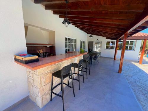 Restorāns, Niki villa in Pano Akourdaleia