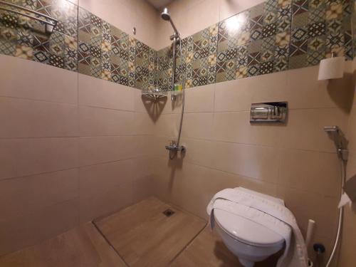 Layaali Amman Hotel Airport Pickup - image 4