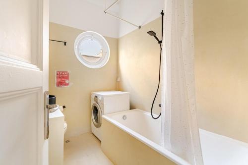 3BDR IDEAL CENTRAL ATHENIAN APT, Atény (fotografie 6)