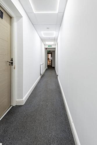 Sleek Contractor Stay and Holiday Let - Sleeps 2 in Coventry