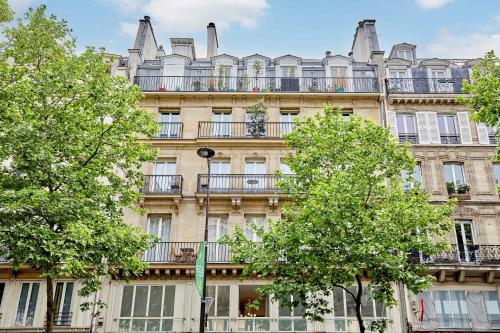 Luxurious AC apartment Beaubourg Le Marais - image 13