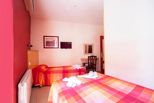 Hostal Inter Plaza Mayor - image 11