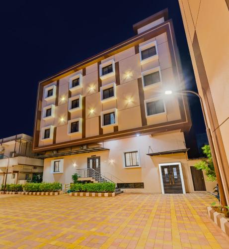 Hotel Grand Heritage in Badami