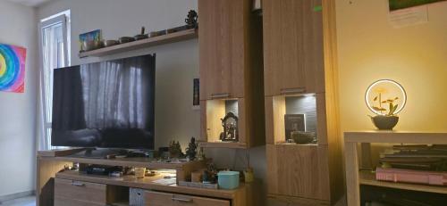 Zen Lodge, with private parking next to Paradise, Sofia (Foto 3)