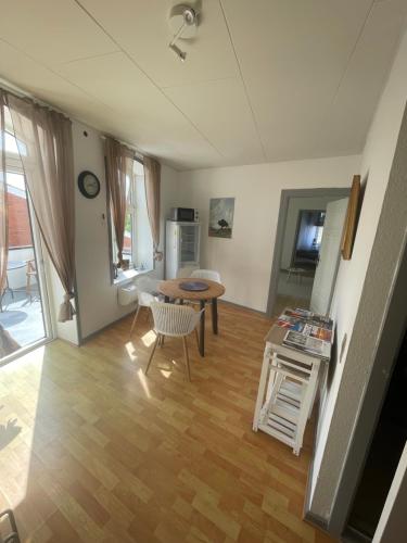 Apartment mit 2 Zimmern und Balkon im Herzen von Høyer, Højer (fotografie 8)