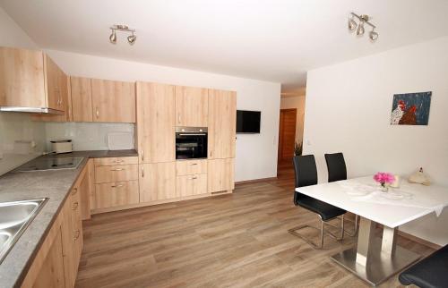 Rotbauernhof - Ferienwohnung Talblick in Gutach (Schwarzwaldbahn)