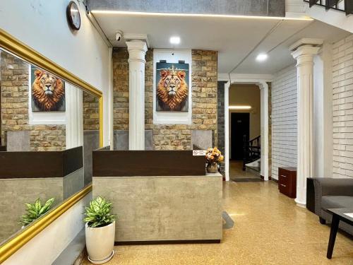 Lion Homestay Hue - Hue